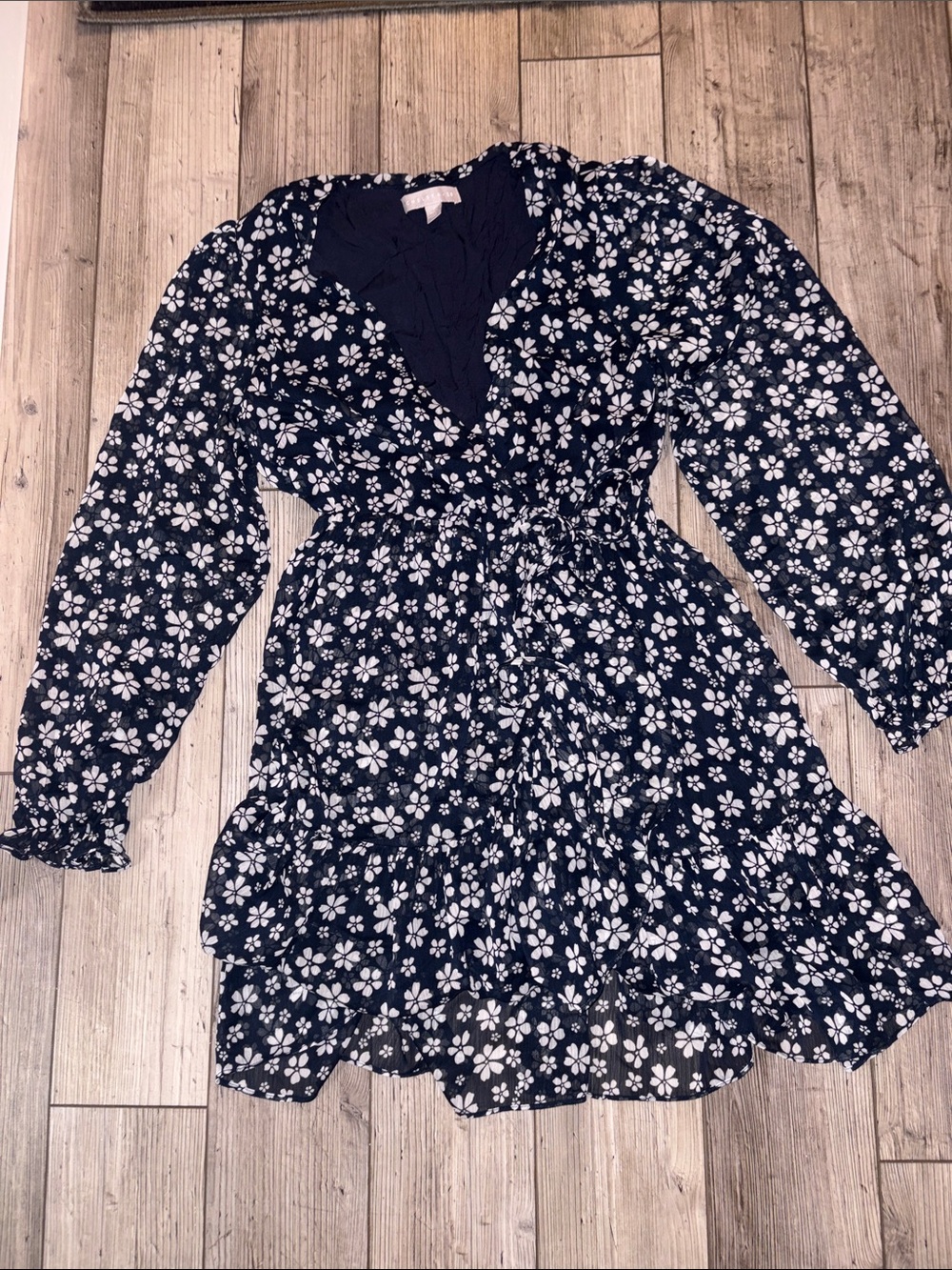 NWOT Chelsea28 Navy Floral Dress